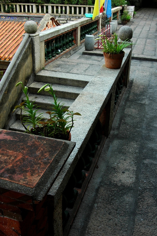  p>千年古刹平山寺坐落于福建省 a href="#">惠安县 /a>城北郊 a href