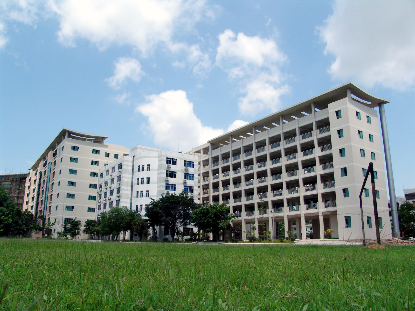 佛山市高明区第一中学