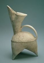 新石器时代晚期前段大汶口文化晚期白陶鬶