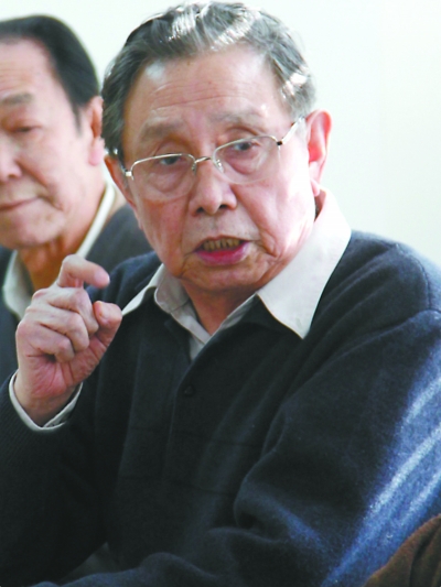 刘锦云