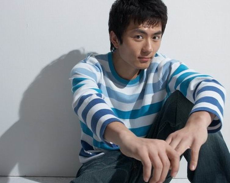  p>张宁江,1984年8月25日出生于浙江省嘉兴市平湖市,中国内地男演员