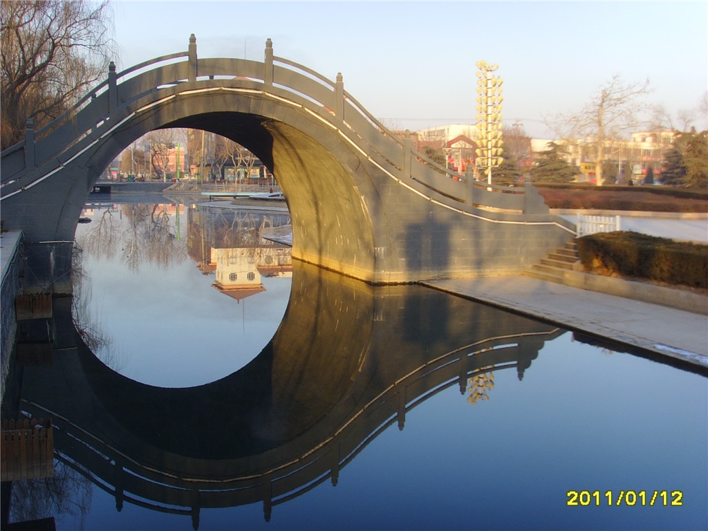 交界处, a target="_blank" href="/item/莒县三中">莒县三中 /a>南边