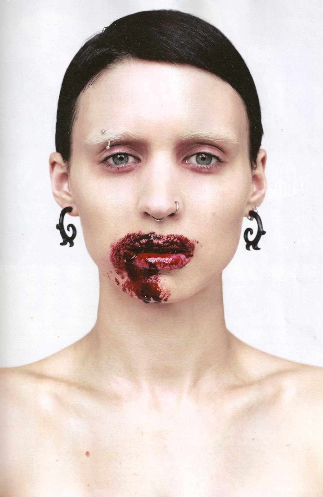 《 a target="_blank" href="/item/都市传奇:血腥玛丽/15233940"