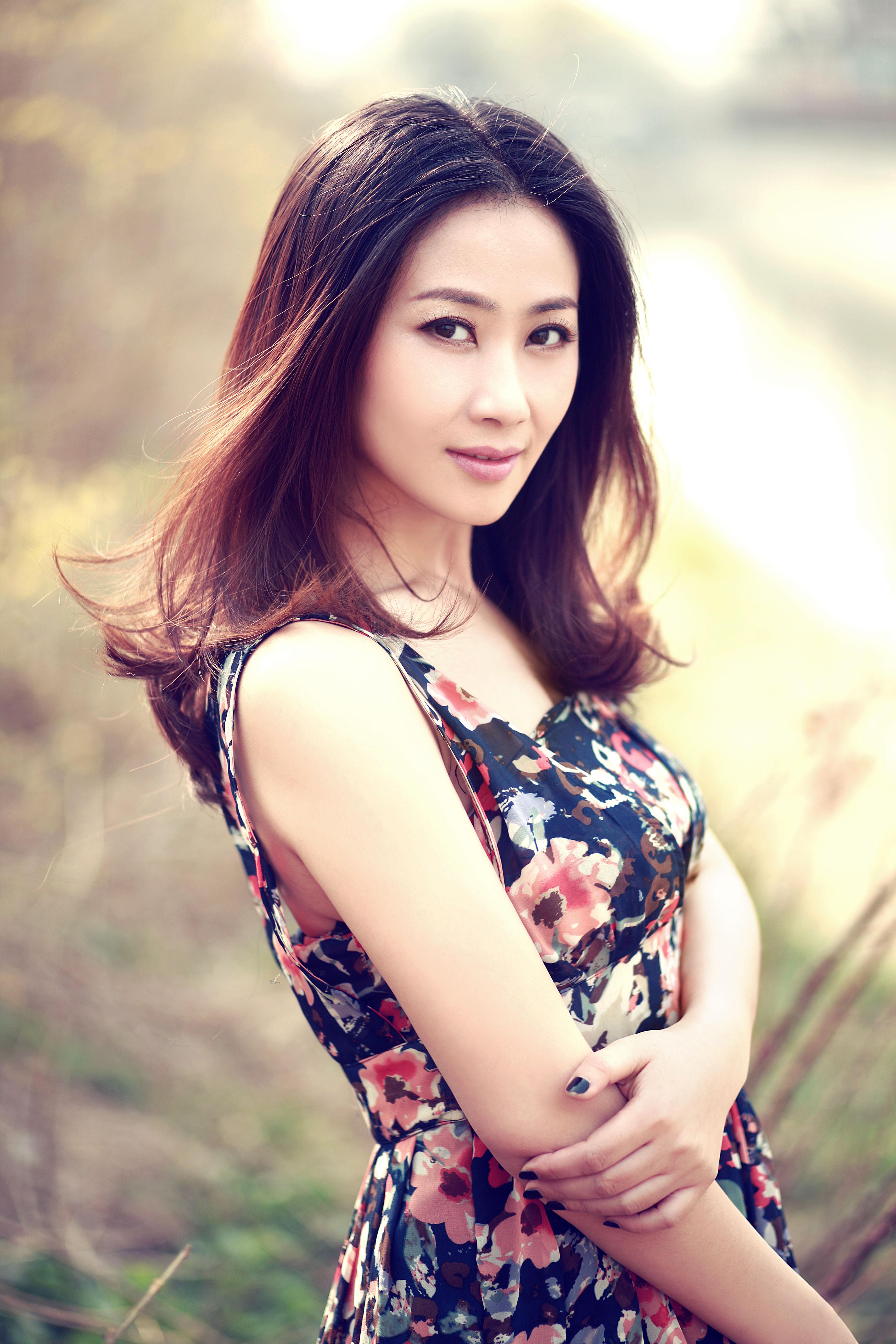  p data-id="gnzyter4ya">苗清,演员,籍贯黑龙江,现居北京.