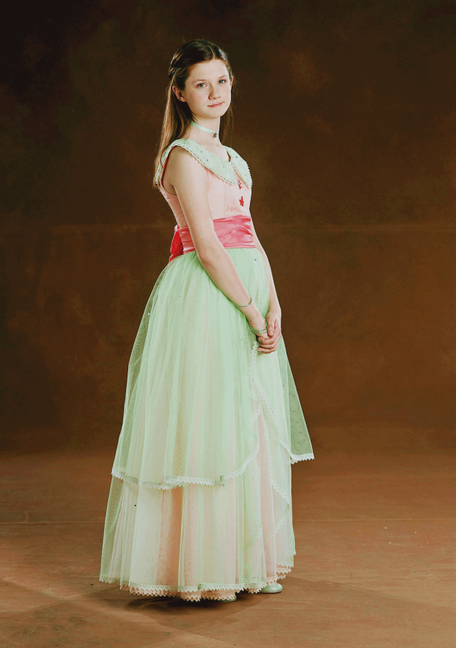  p>金妮·韦斯莱(ginny weasley),全名为金妮芙拉·莫丽·韦斯莱