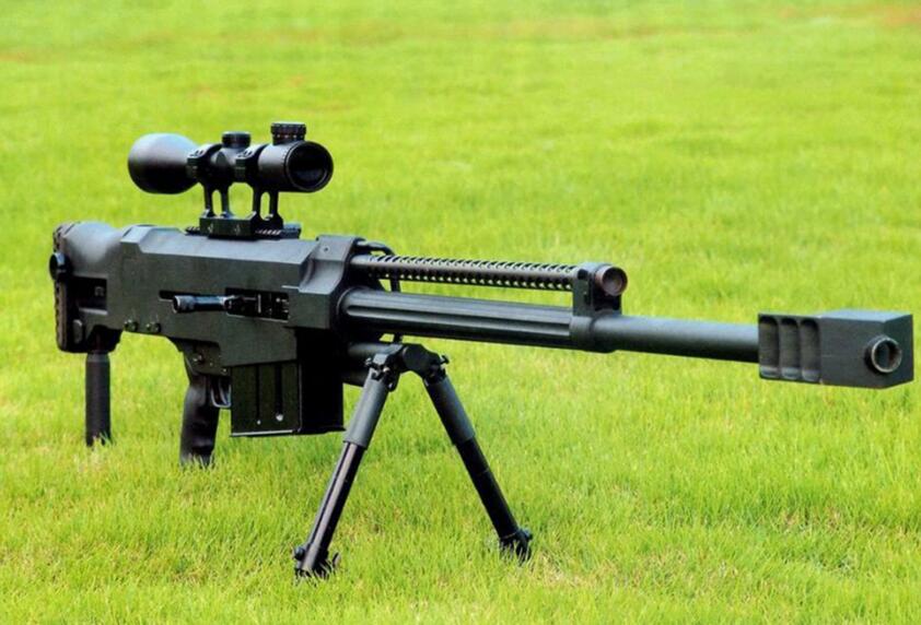  p>反器材步枪是一种专为破坏军用器材及物资的狙击步枪,破坏效果高于