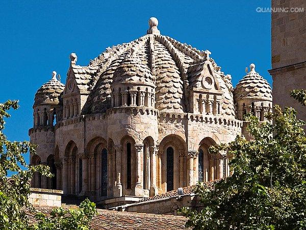  p>洛杉矶(los angeles),位于美国加利福尼亚州西南部,是美国第二大