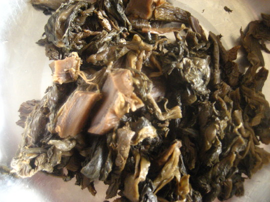 咸菜">老咸菜 /a>,以青菜为主要食材制作而成的菜品,属于四川四大腌菜