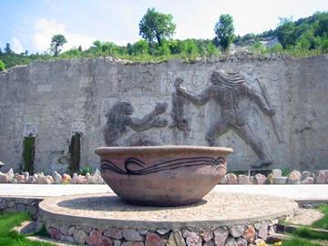 龙骨坡古猿人遗址