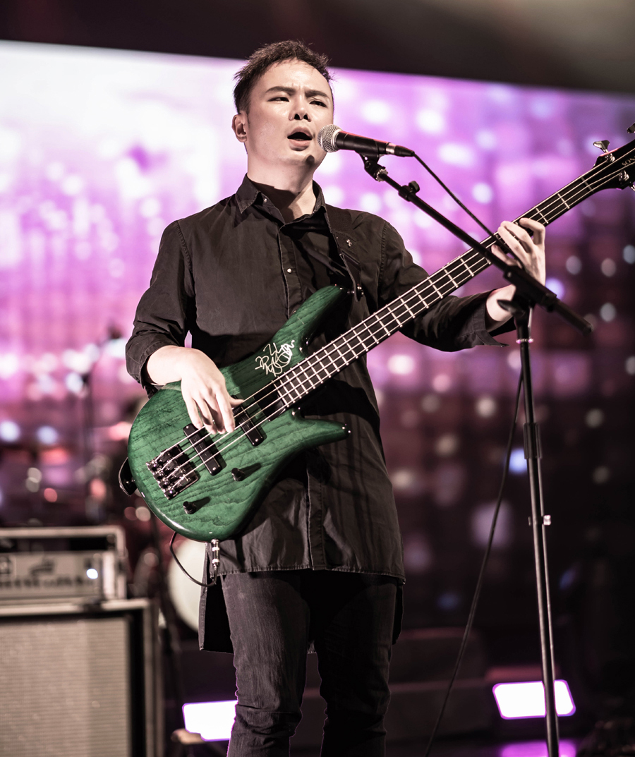 tag">张颖,1983年2月13日出生于重庆,中国内地音乐人,中国