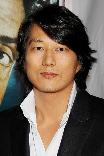  p>成康(sung kang),本名康成浩,1972年4月8日出生,韩裔男演员,制片人