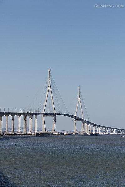 韩语:            ;英语:republic of korea,south korea),简称"韩国"