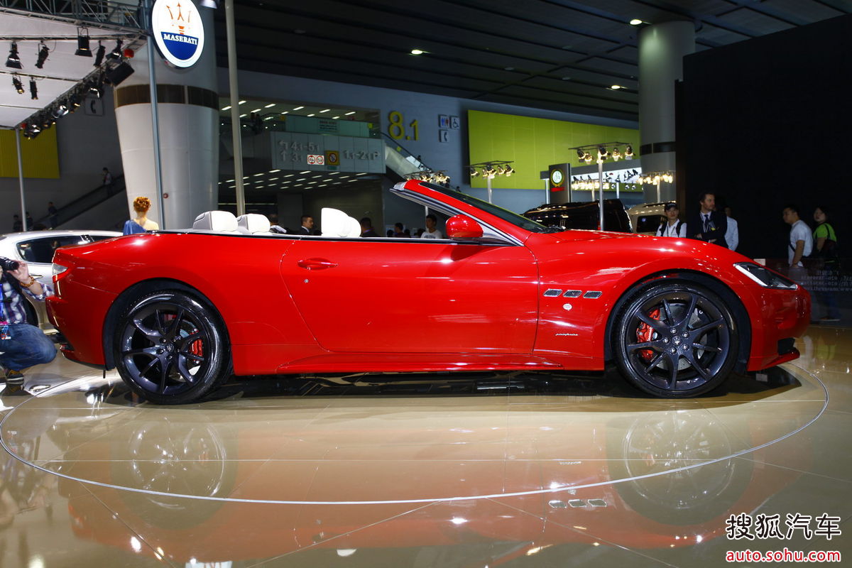 kl">玛莎拉蒂grancabrio,作为玛莎拉蒂品牌历史上第一款四座敞篷跑车