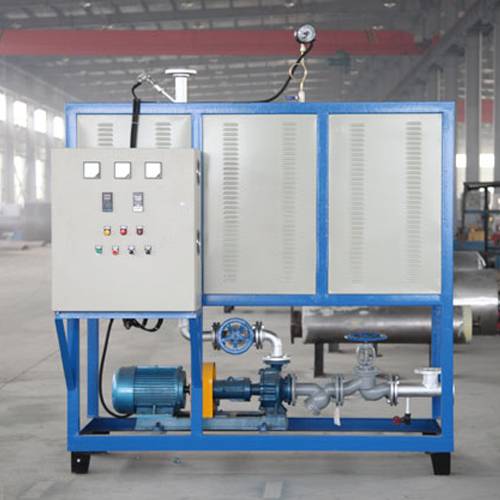 以导热油为热载体,通过热油泵使热载体循环,将热量传递给用热设备