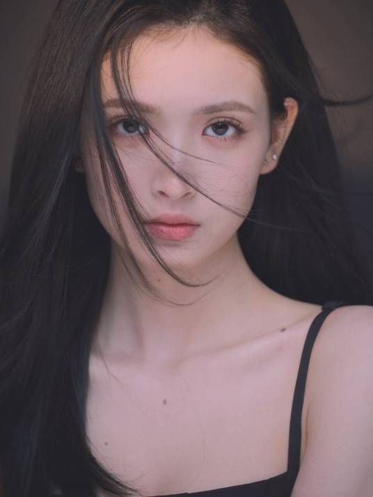 夏依丹·艾克拜尔_百度百科