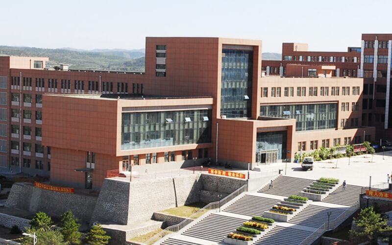 朝阳师范学院