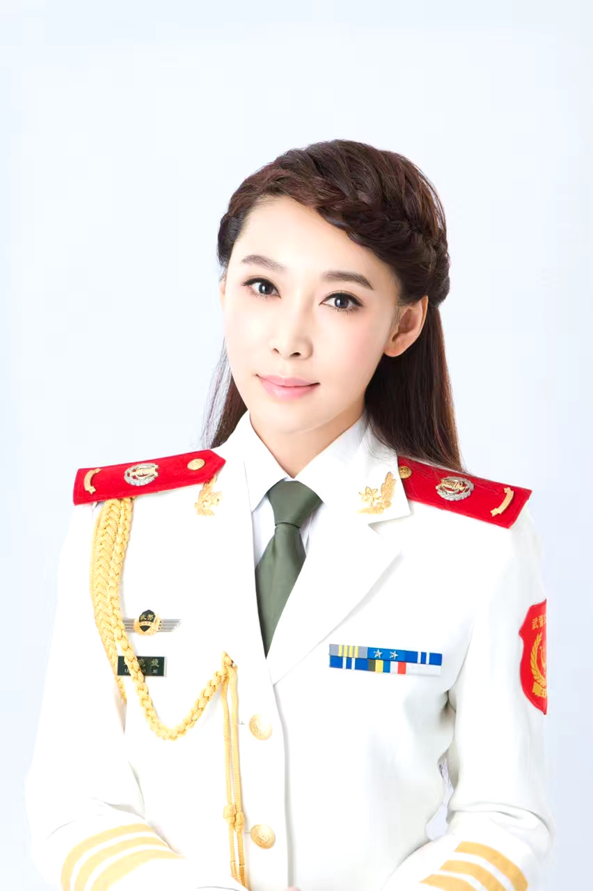  p>刘晓婕,女,武警政治部文工团歌唱演员.