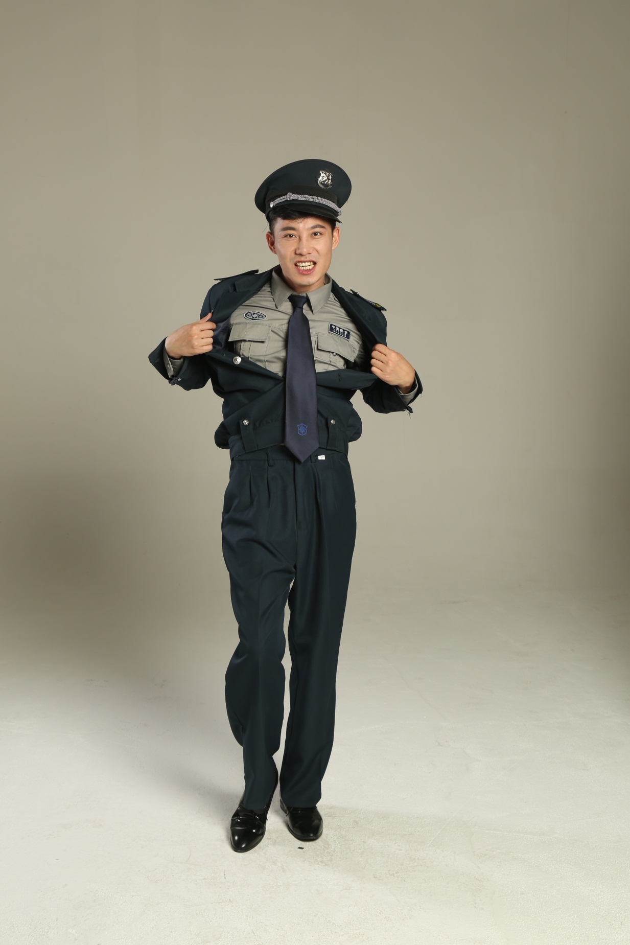  p data-id="go0c5jetz6">王鲁,1984年2月1