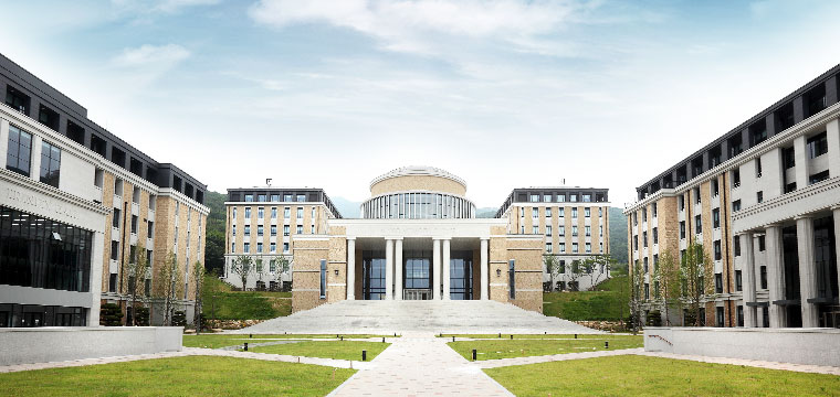  p>釜山外国语大学(                        ,busan university of
