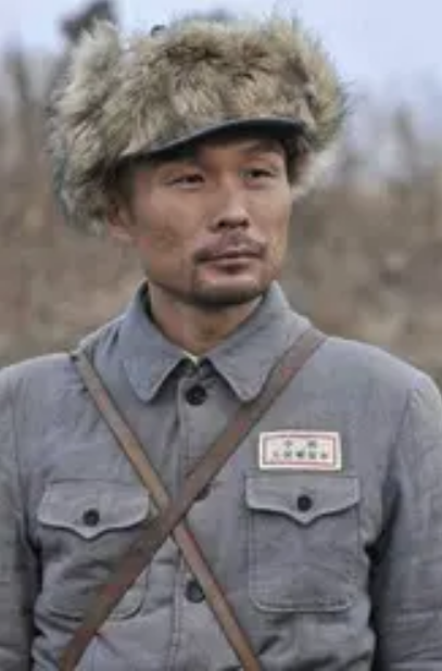  p data-id="tqrkxgdruusb">熊二炮,男,电视剧