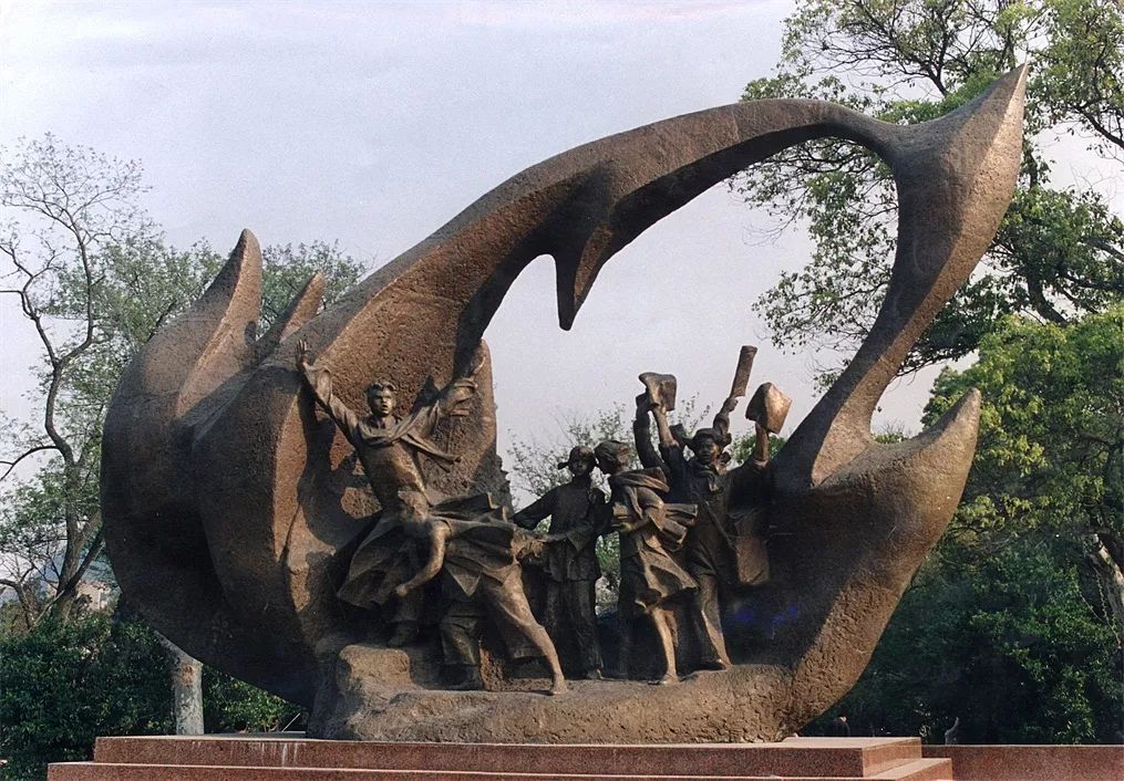 上海市龙华烈士陵园