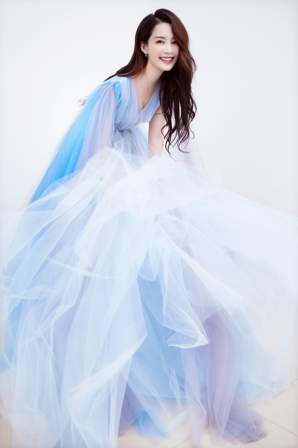 1990年9月27日出生于江苏省苏州市昆山市巴城镇,中国内地影视女演员