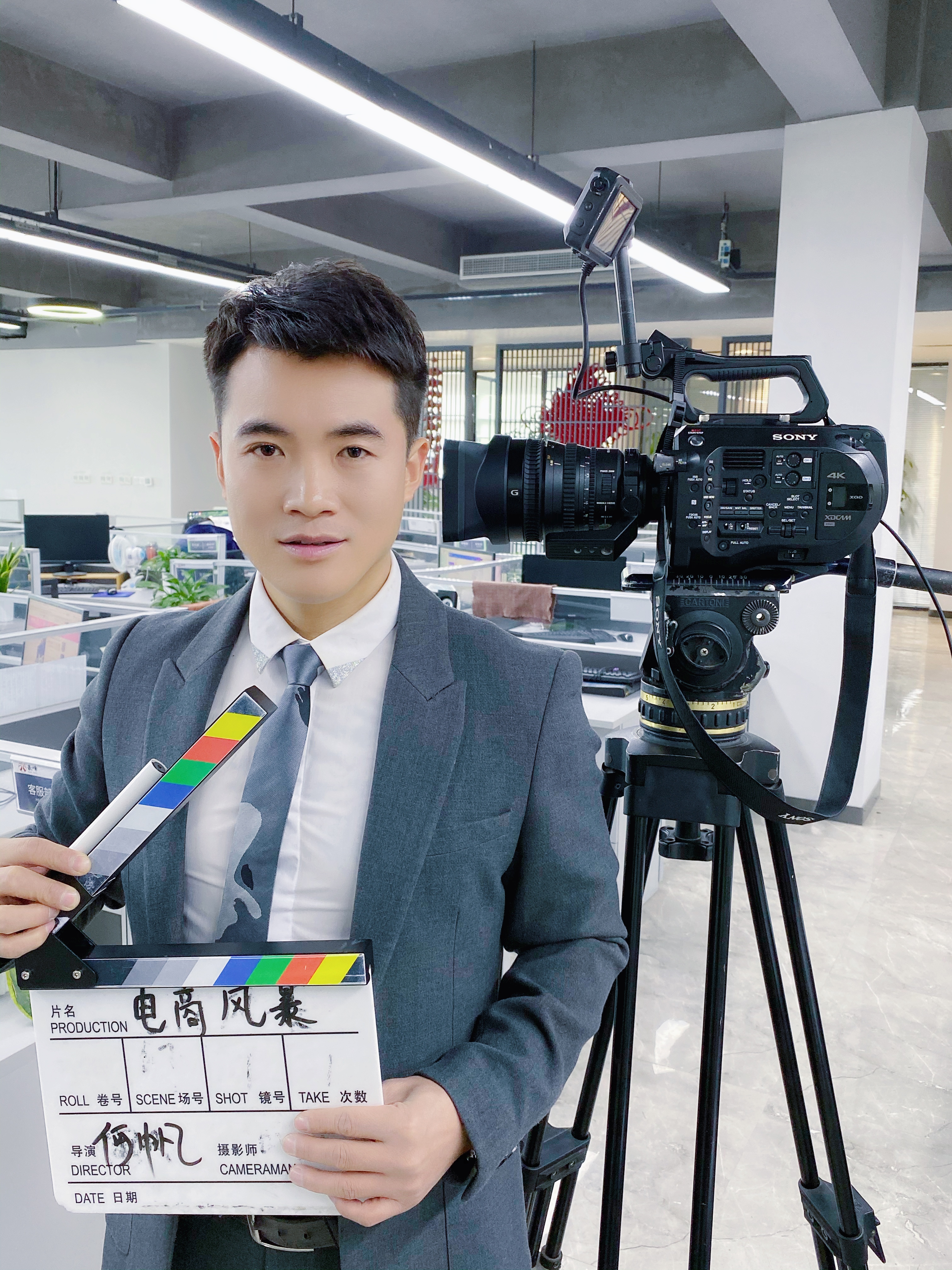  p>王涛"功夫主持人",毕业于 a target="_blank" href="/item/上海