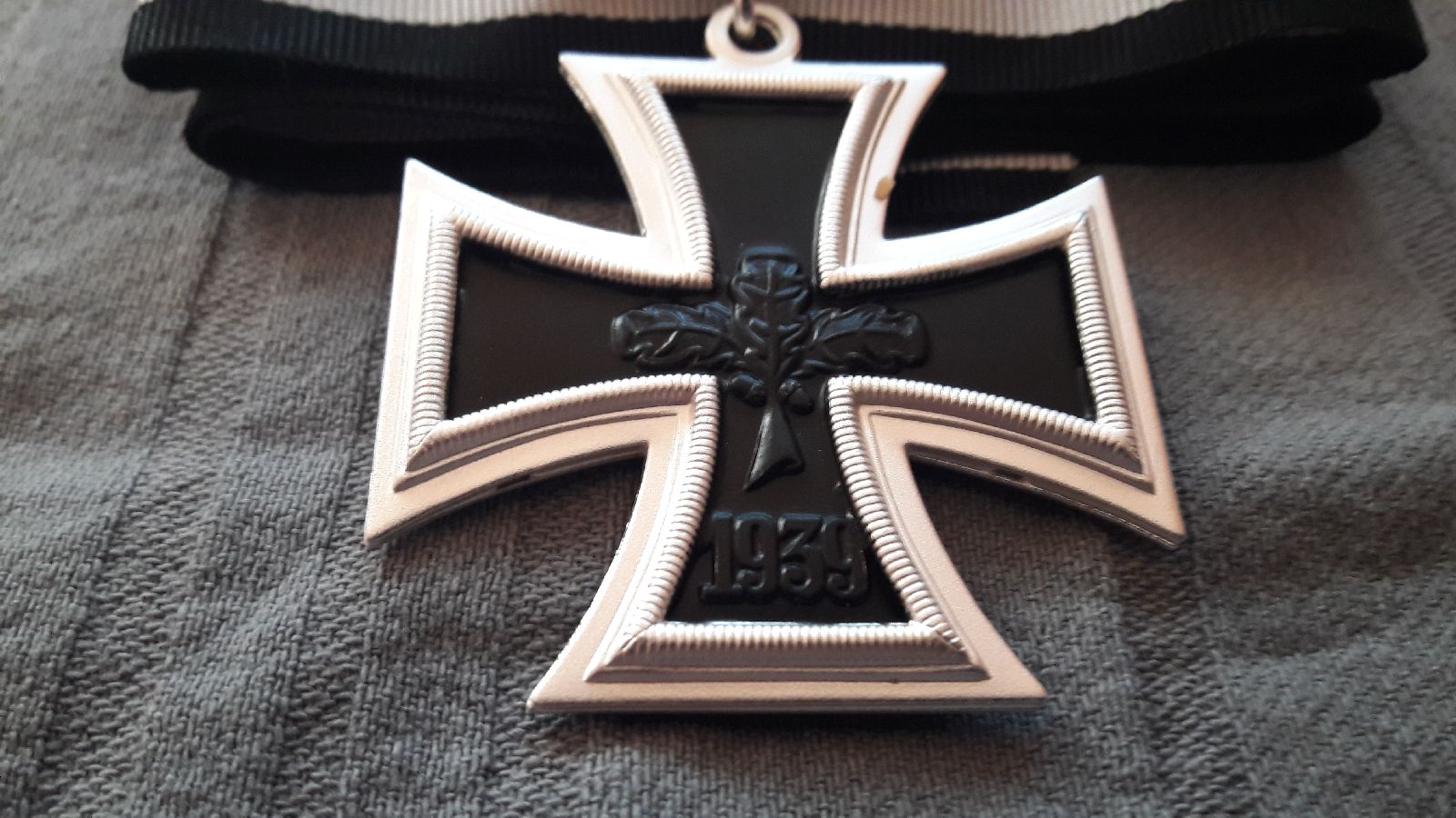 一个德国战士,以能够得到铁十字勋章作为自己的莫大荣誉.