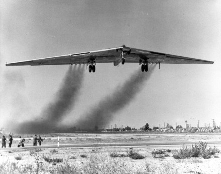 YB-49_百度百科