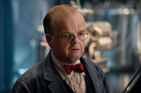 佐拉(arnim zola)是美国 a target="_blank" href="/item/漫威">漫威 