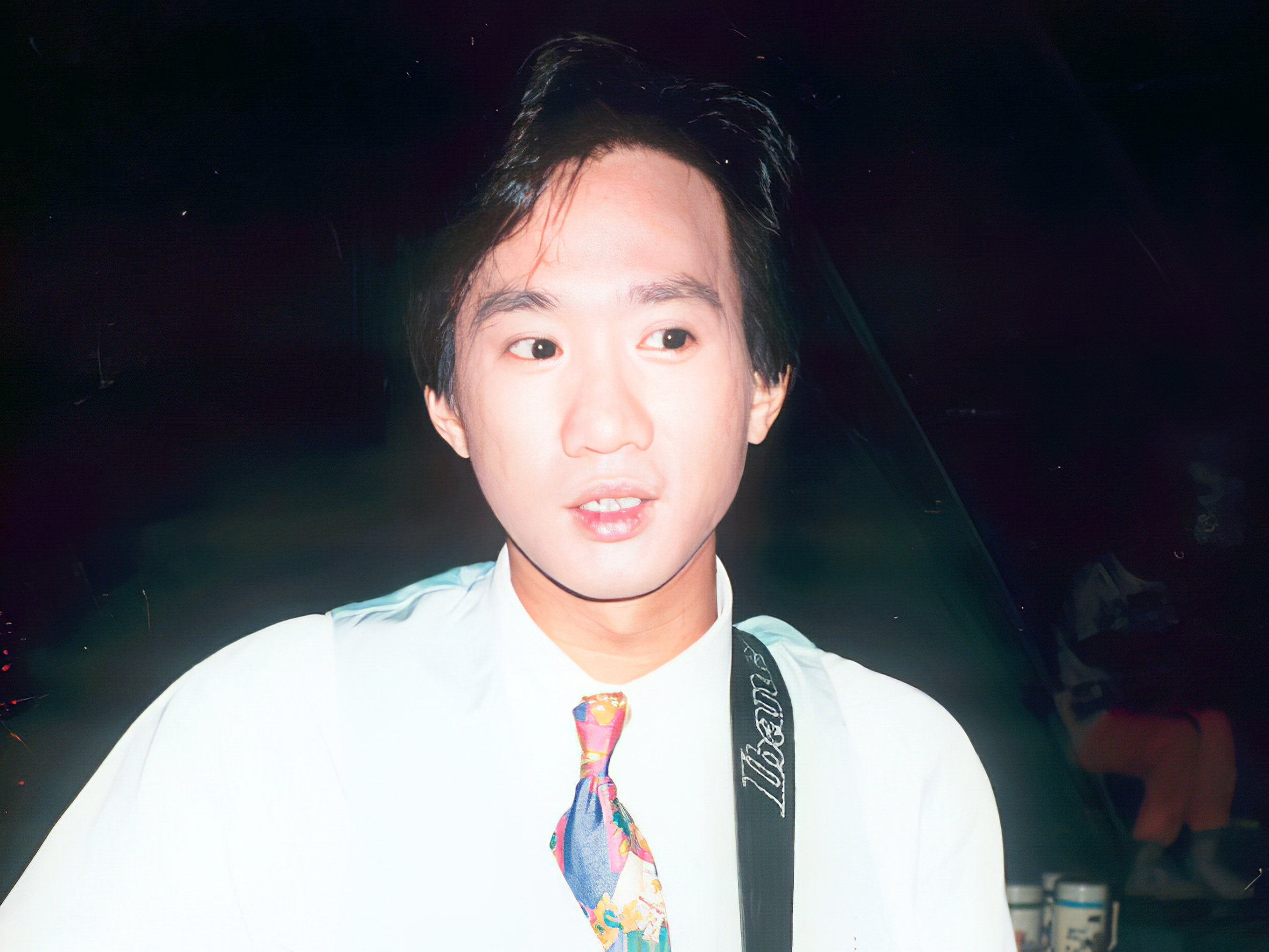 1993年6月30日),出生于中国香港,祖籍广东省台山市,中国香港男歌手