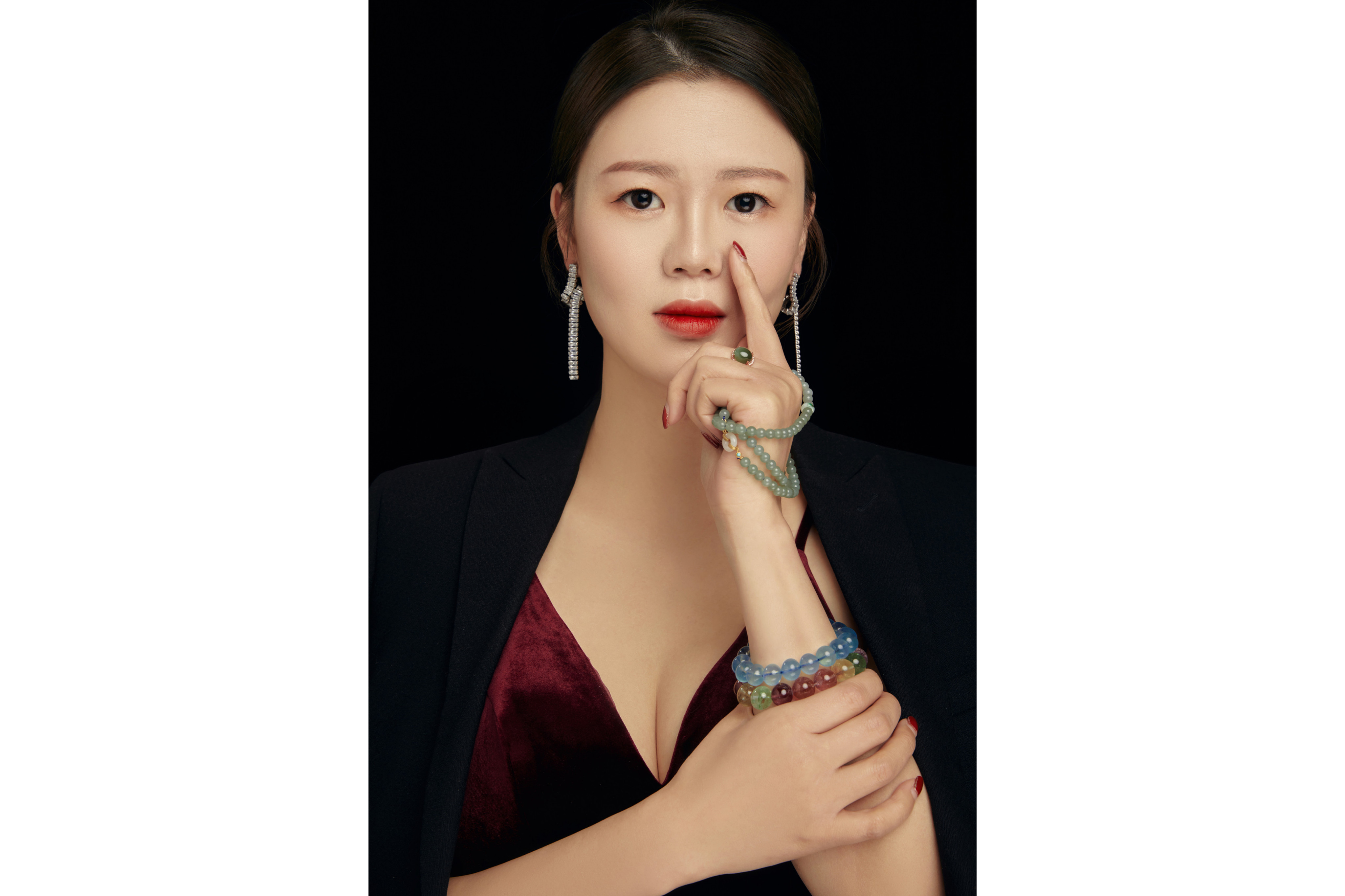 data-ctrid="sx0vjm9swqjh">4,辅修珠宝设计学,珠宝设计师