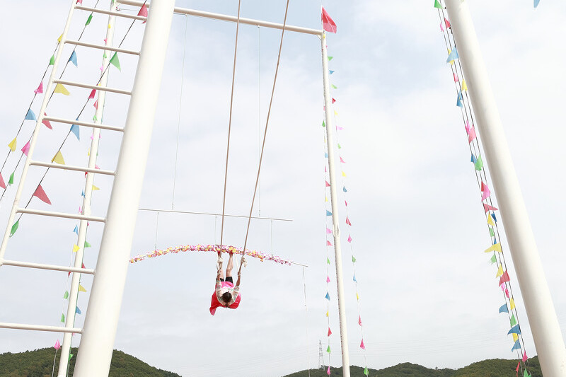 朝鲜族跳板和秋千