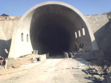  p> a href="#">太行山 /a>隧道,是目前国内里程第三的 a href="#"