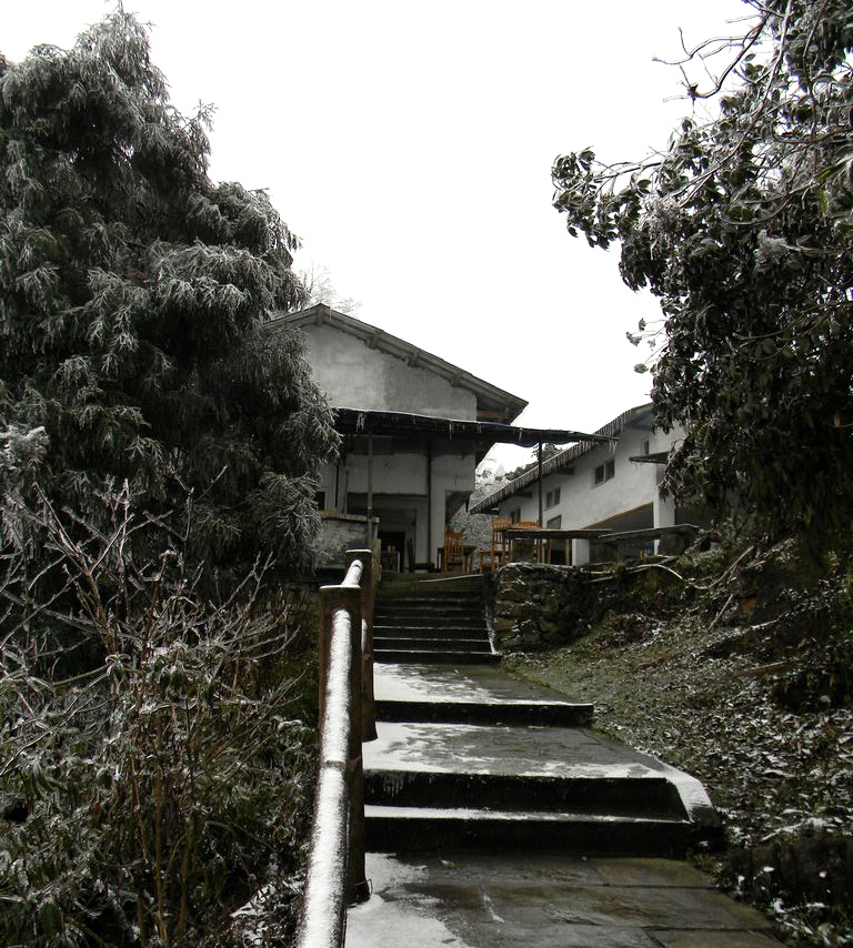  p>九岭岗,中国 a target="_blank" href="/item/四大佛教名山">四大