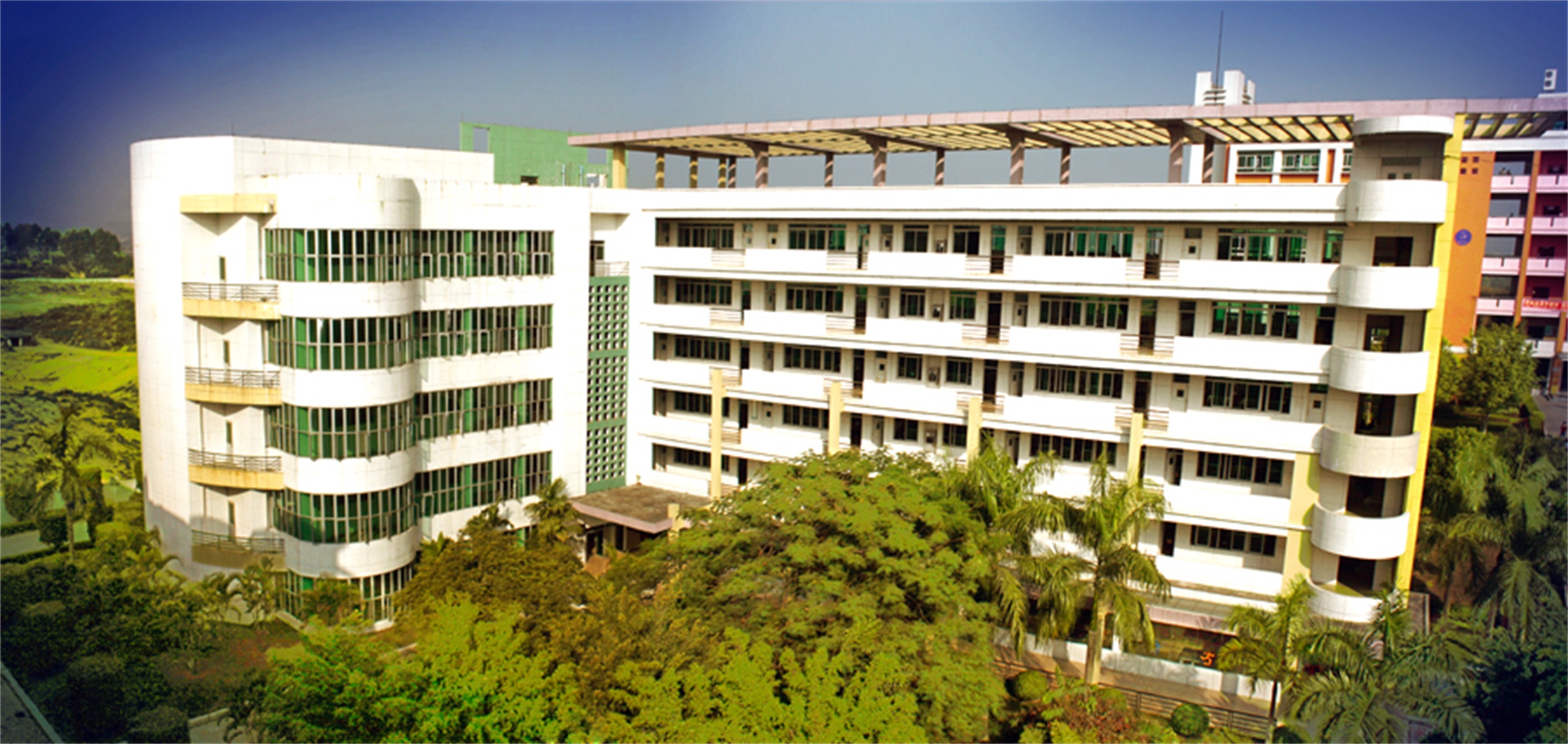 广州大学松田学院