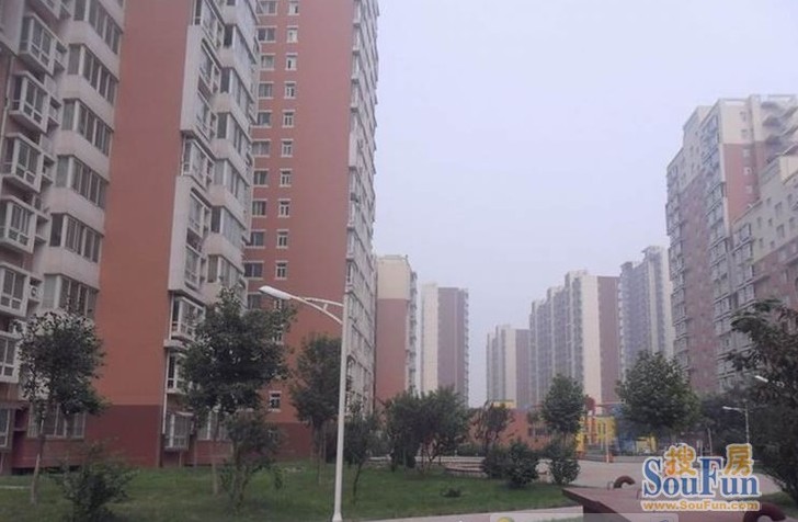  p>明珠花苑,位于石家庄著名的"北水风景"板块上,沿中华北大街,出北