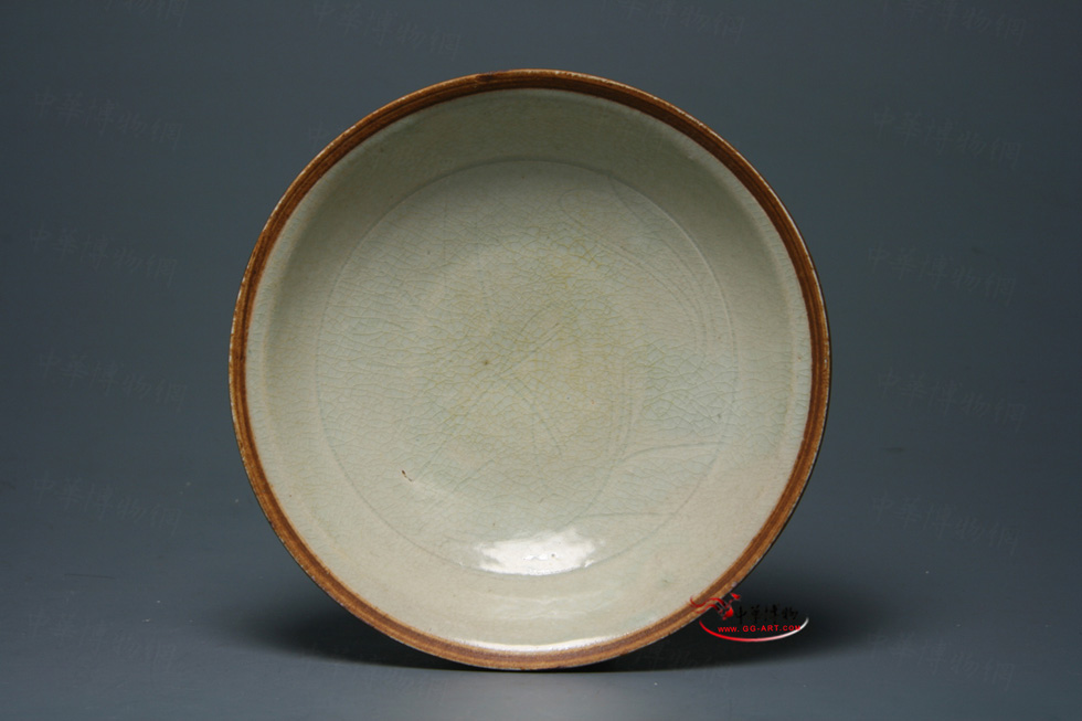 南丰窑青白釉划花花卉纹芒口浅碗