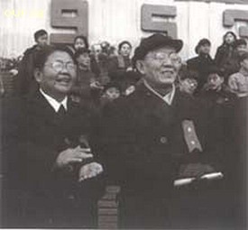 ">李德全(1896年—1972年4月23日),女,蒙古族,北京通县人,冯玉祥夫人