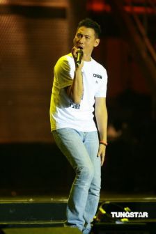 8.8水灾关爱行动