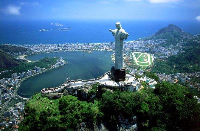 海之间的卡里奥克景观位于世界著名旅游城市巴西第二大城市里约热内卢