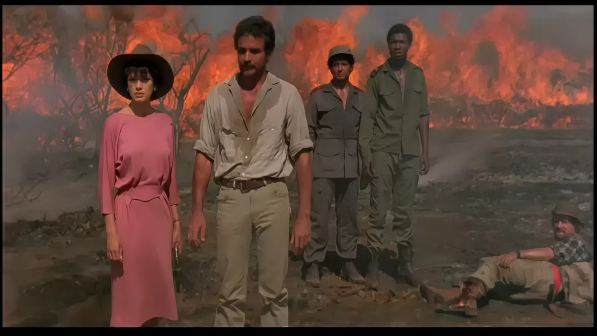 《上帝也疯狂2》剧照