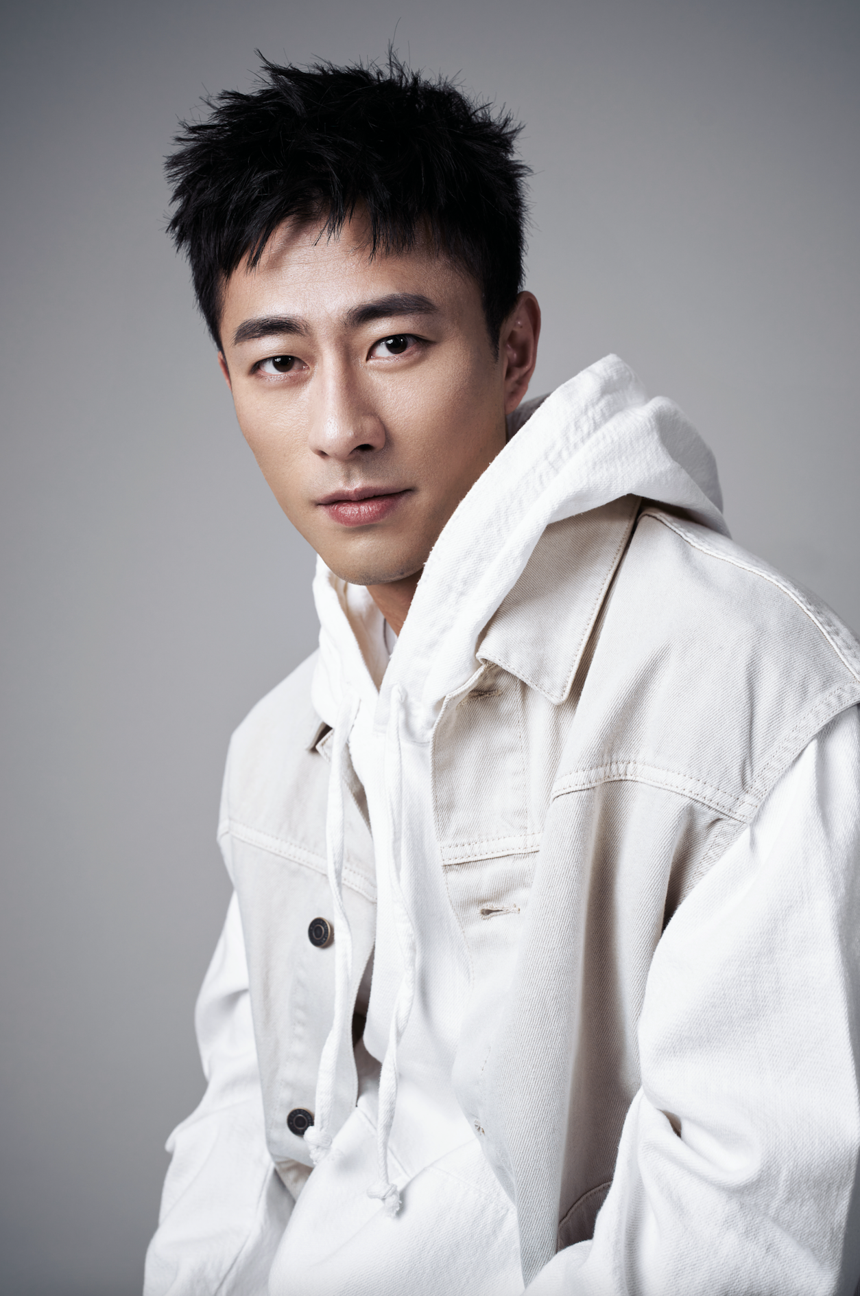 ="2h7yu4ph2ju">吴鑫尊,1994年2月3日出生于浙江乐清,中国内地男演员