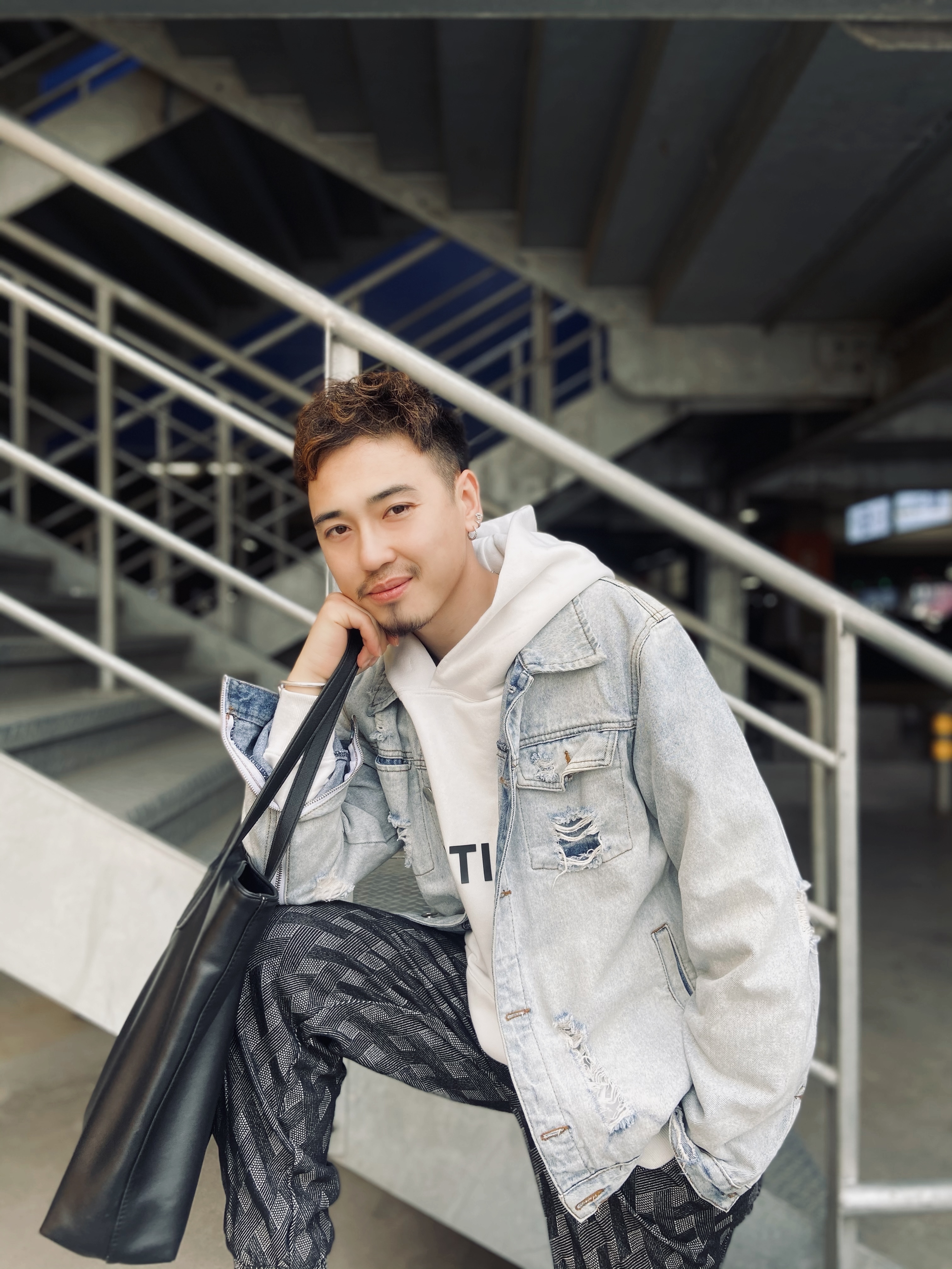李振