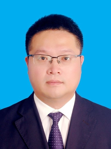 id="tttlxxl3vizj">现任浙江省台州市三门县教育局党委