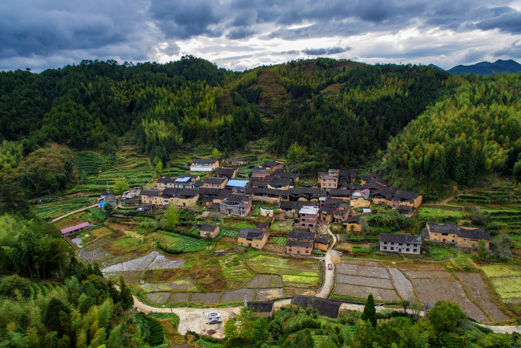  p>镇前镇,隶属于福建省南平市政和县,地处 a target="_blank" href="