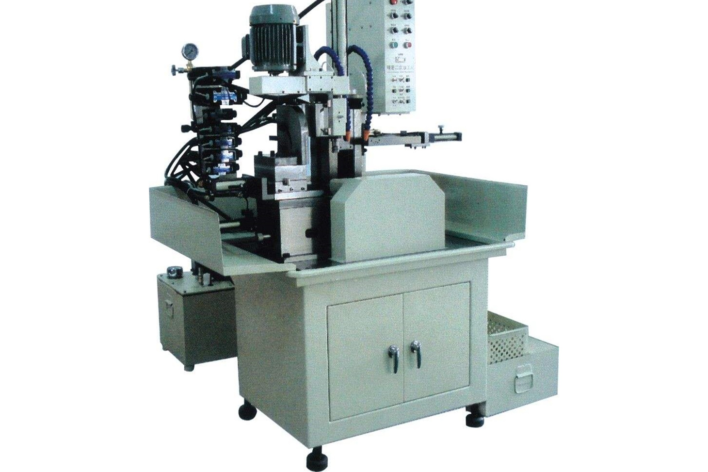  p>本机型特别适合铝散热片下料,切单槽,多槽成型加工,同时也适合于