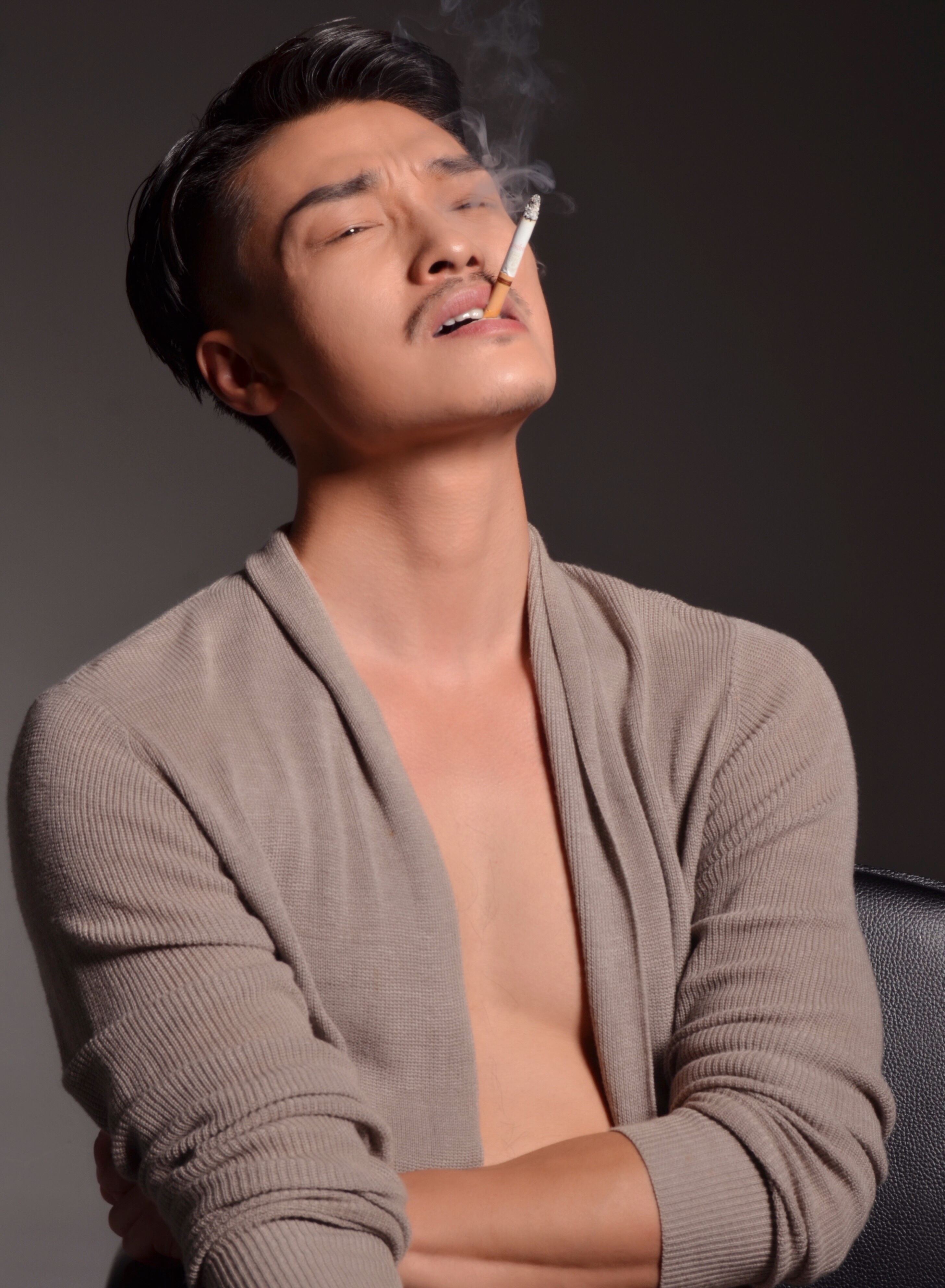  p data-id="gnb6ogrlsv">陈韦然,演员,作品有《 a target="_blank"