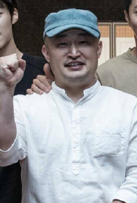 李凎（韩国导演）_百度百科