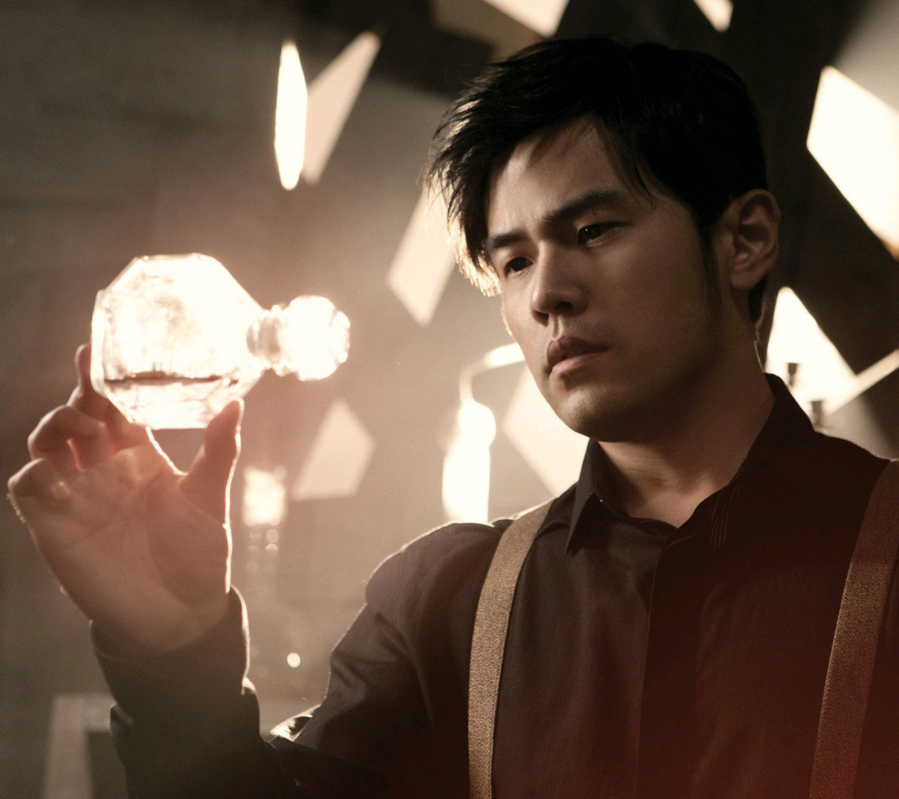  p>周杰伦(jay chou),1979年1月18日出生于台湾省新北市,祖籍福建省